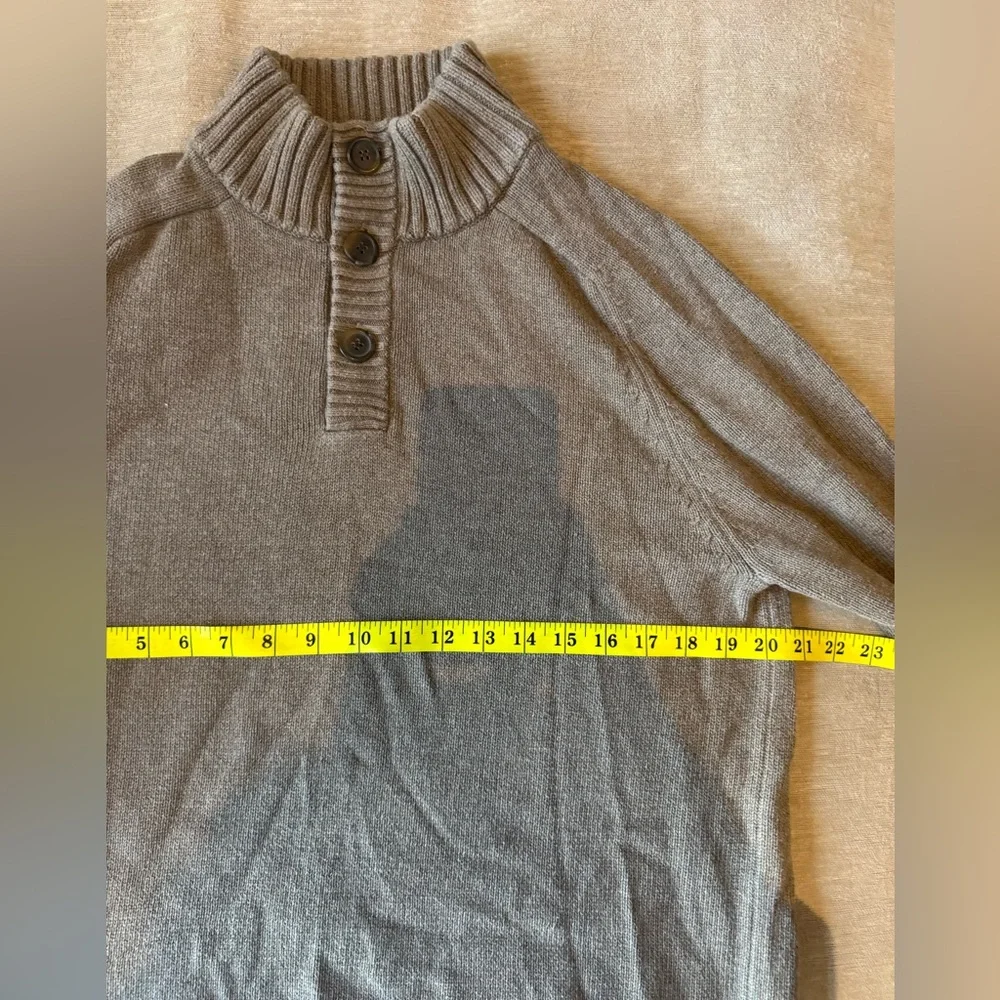 J.Crew Men’s Cotton Shawl Collar Sweater – Button Mock Neck Taupe Brown Size M